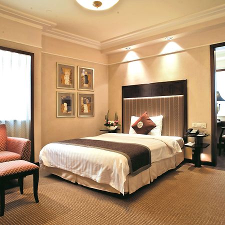 Howard Johnson Ginwa Plaza Hotel Xi'an  Buitenkant foto