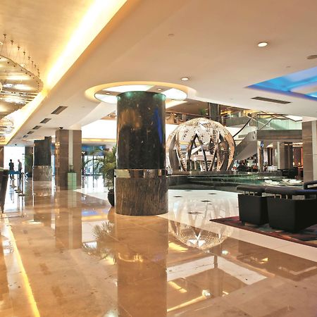 Howard Johnson Ginwa Plaza Hotel Xi'an  Buitenkant foto