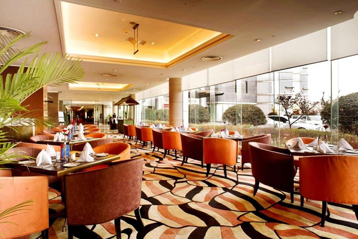Howard Johnson Ginwa Plaza Hotel Xi'an  Buitenkant foto