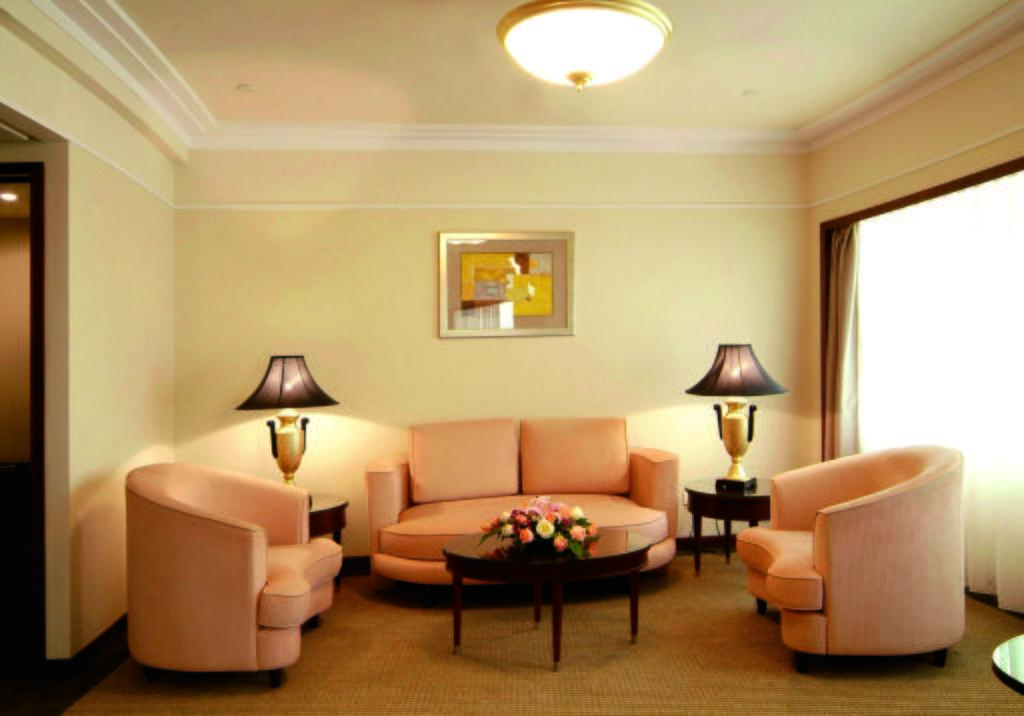 Howard Johnson Ginwa Plaza Hotel Xi'an  Buitenkant foto